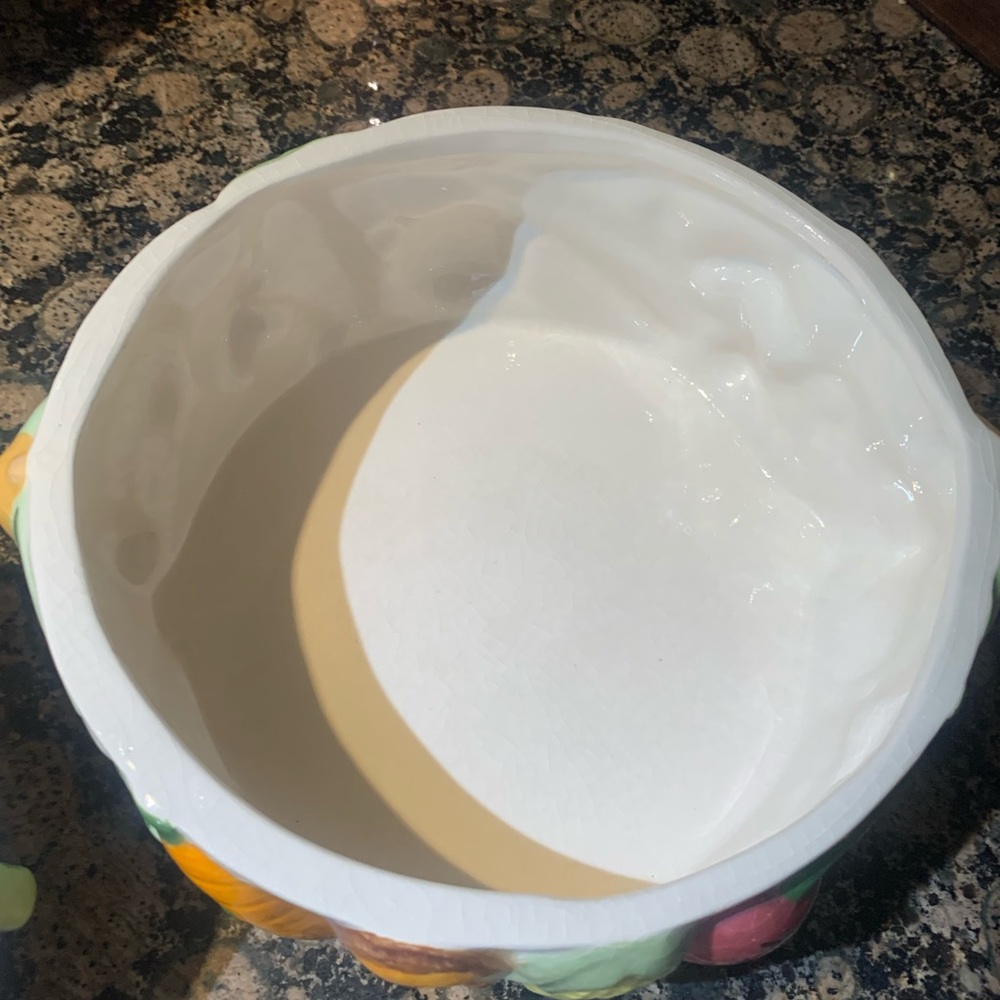 Colorful Ceramic Lid with Vegetables - Picture 4 of 12